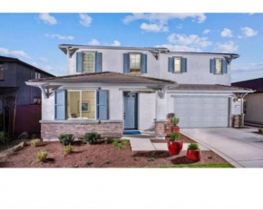 379 Luxurious 4BR Villa